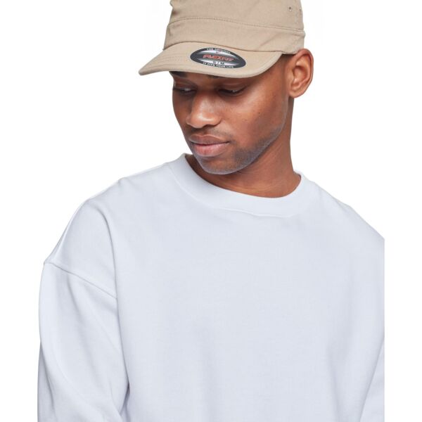 5 Panel Curved Classic Snapback Thumbnail